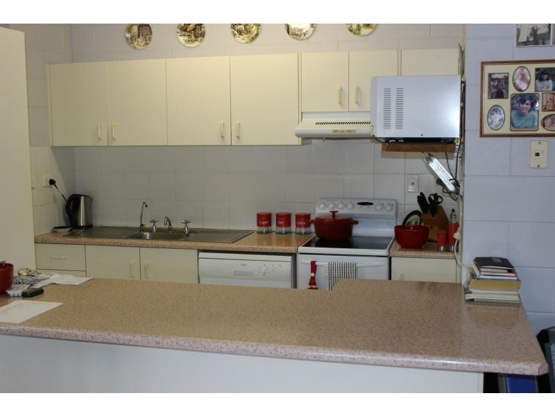 10 Lawson Drive, Cardwell QLD 4849