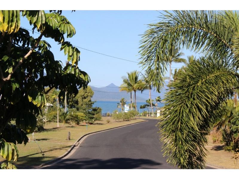 7 Jamieson Street, Cardwell QLD 4849