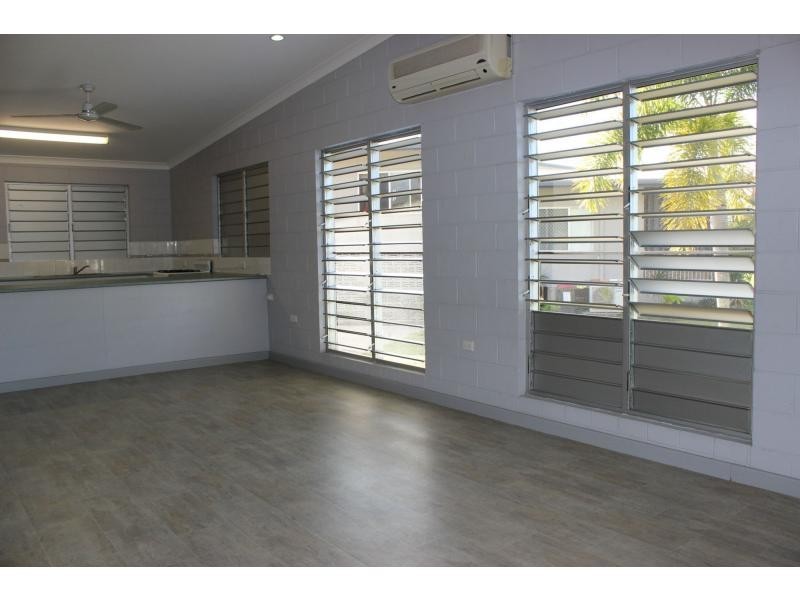 9 Jamieson Street, Cardwell QLD 4849