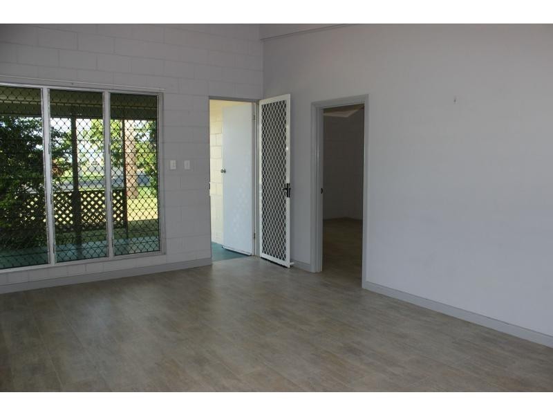 9 Jamieson Street, Cardwell QLD 4849