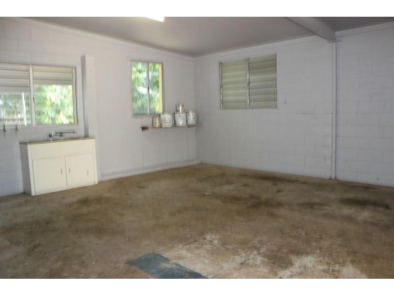 9 Jamieson Street, Cardwell QLD 4849