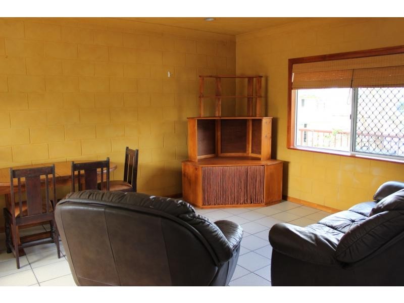 3/231 Victoria Street, Cardwell QLD 4849