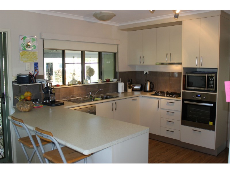 95 Roma Street, Cardwell QLD 4849