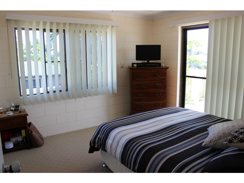 95 Roma Street, Cardwell QLD 4849