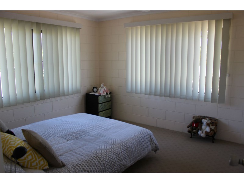 95 Roma Street, Cardwell QLD 4849