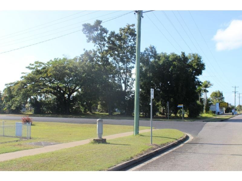 192 Victoria Street, Cardwell QLD 4849