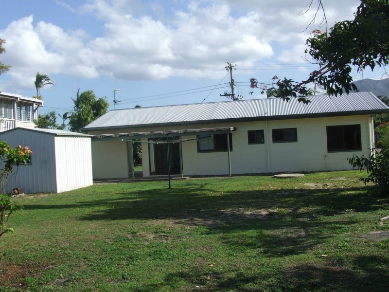 6 Ferguson Street, Cardwell QLD 4849