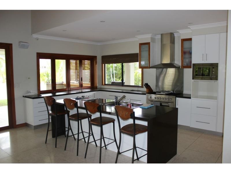 108 Keith Williams Drive, Cardwell QLD 4849