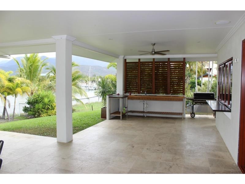 108 Keith Williams Drive, Cardwell QLD 4849