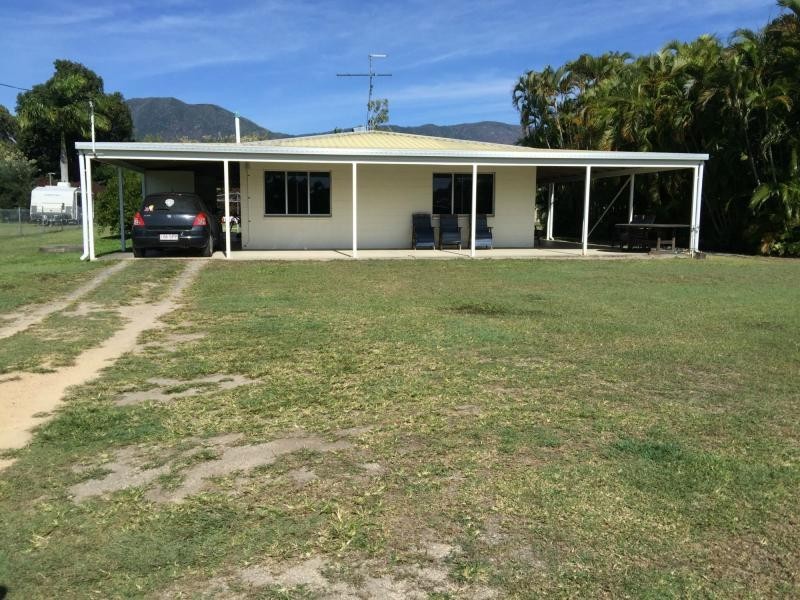 63 Roma Street, Cardwell QLD 4849