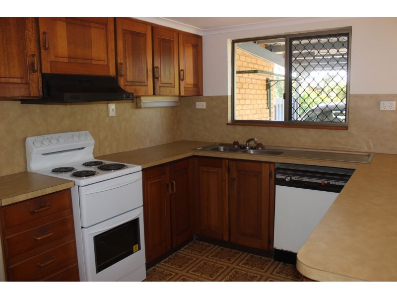 8/160 Victoria Street, Cardwell QLD 4849