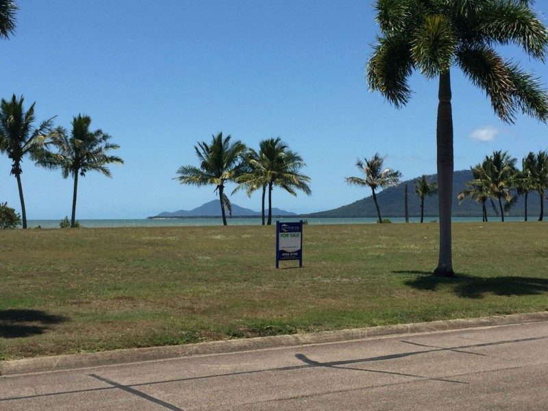 45 Keith Williams Drive, Cardwell QLD 4849