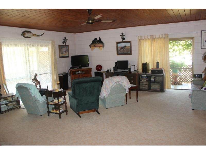 965 Kennedy Creek Road, Kennedy QLD 4816