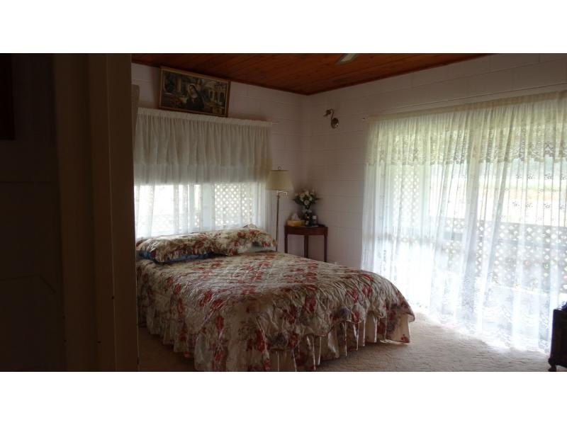 965 Kennedy Creek Road, Kennedy QLD 4816