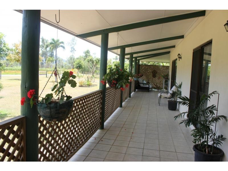 965 Kennedy Creek Road, Kennedy QLD 4816