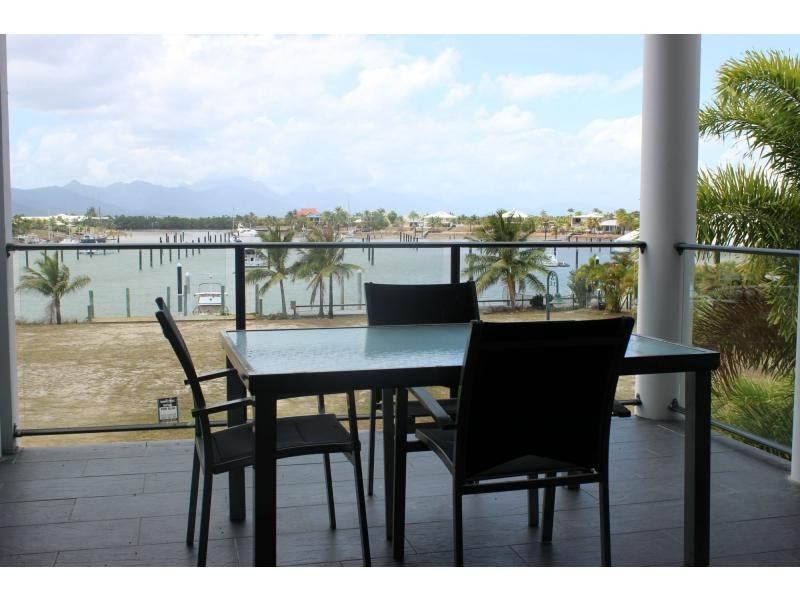 13/10-14 Poinciana Boulevard, Cardwell QLD 4849