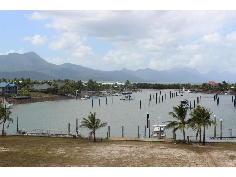 13/10-14 Poinciana Boulevard, Cardwell QLD 4849