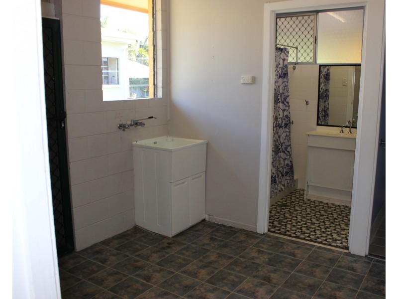 1/10 Raleigh Street, Cardwell QLD 4849