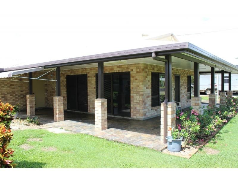 7 Albert Street, Cardwell QLD 4849