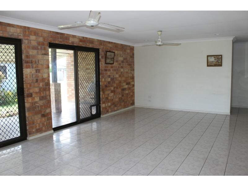 7 Albert Street, Cardwell QLD 4849