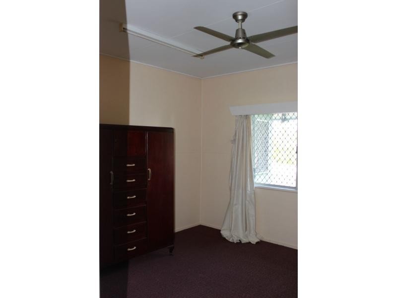 10 Toohey Street, Cardwell QLD 4849