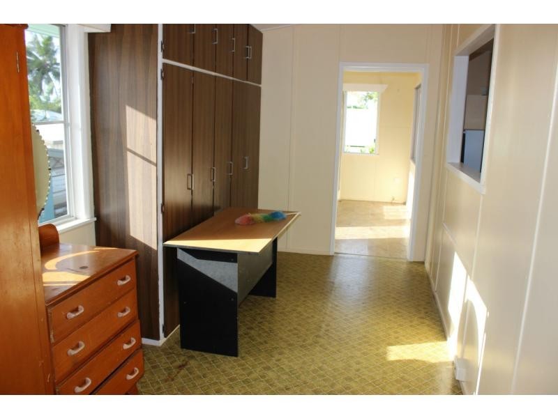 10 Toohey Street, Cardwell QLD 4849