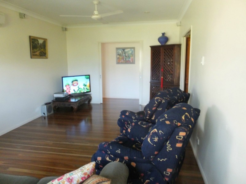 55645 Bruce Highway, Cardwell QLD 4849