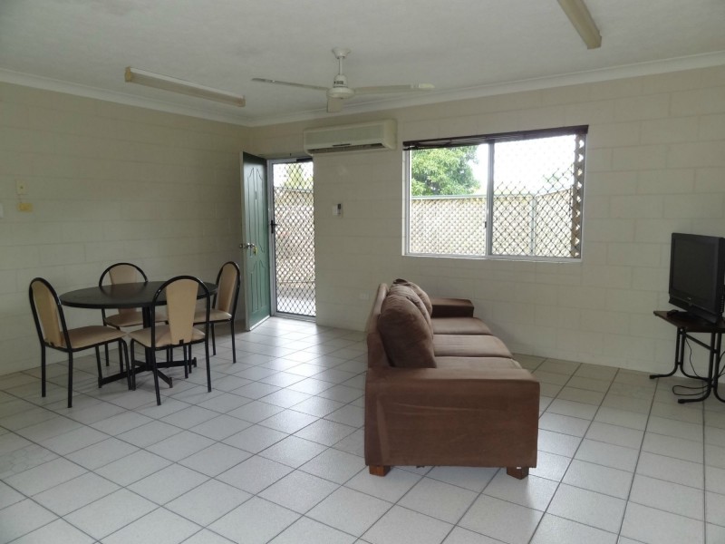 1/231 Victoria Street, Cardwell QLD 4849