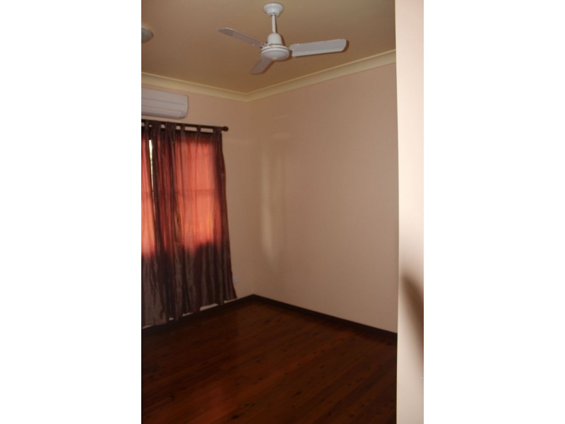9 Edmondson Close, Cardwell QLD 4849