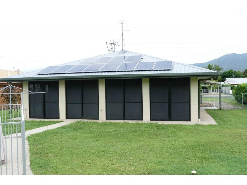 26 Winter Street, Cardwell QLD 4849