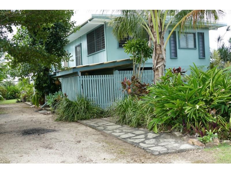 6 Jamieson Street, Cardwell QLD 4849