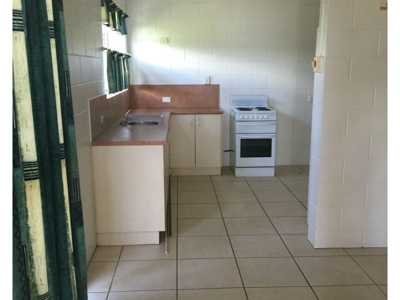 1/25 Victoria Street, Cardwell QLD 4849