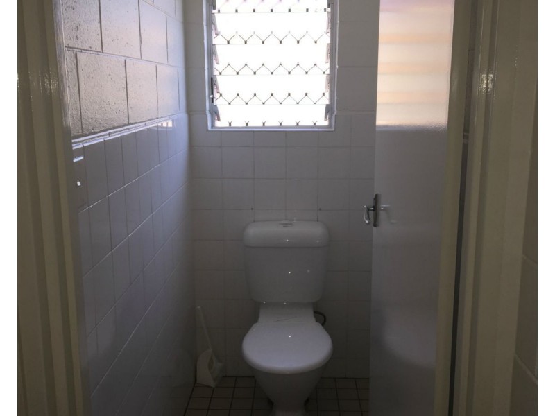 1/25 Victoria Street, Cardwell QLD 4849