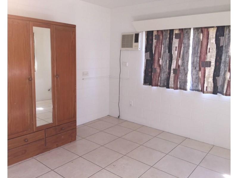 1/25 Victoria Street, Cardwell QLD 4849