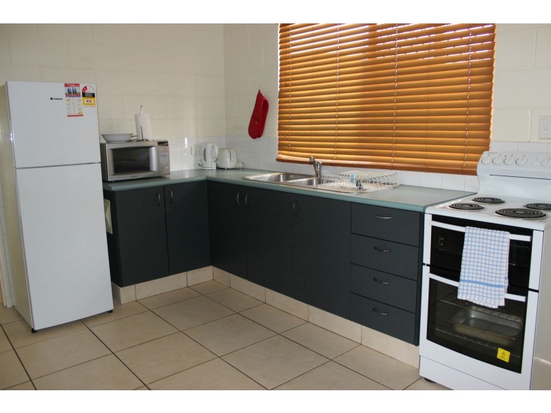 5/25 Victoria Street, Cardwell QLD 4849