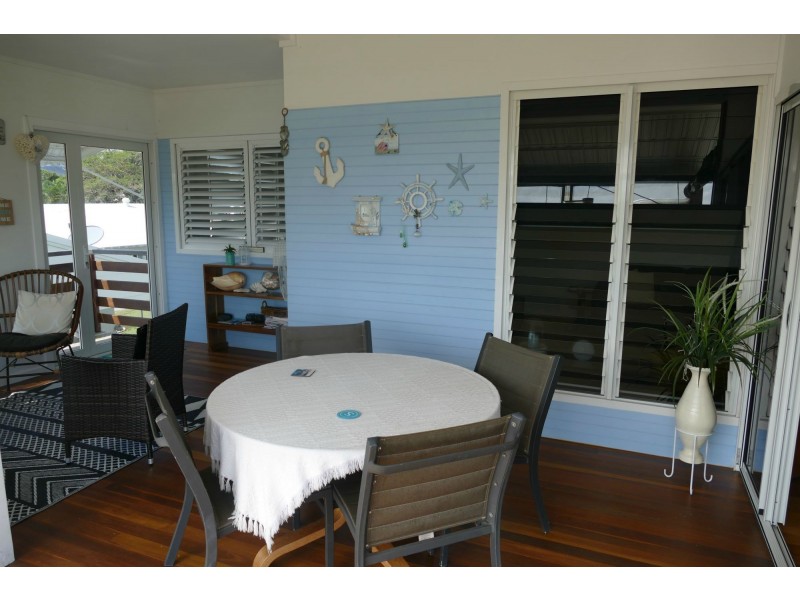 3 Leefe Street, Cardwell QLD 4849