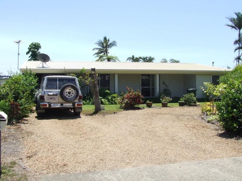 10 Ferguson Street, Cardwell QLD 4849
