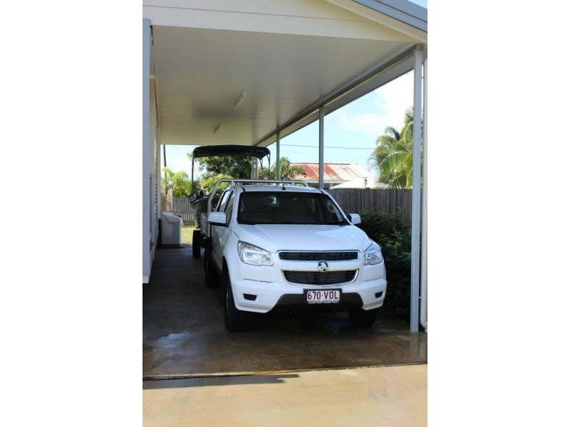 82 Roma Street, Cardwell QLD 4849