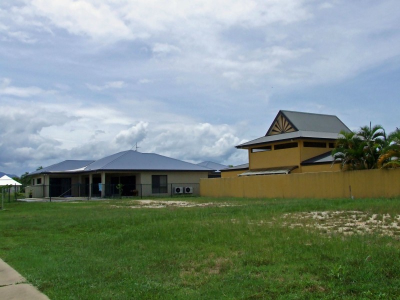 13 Little Poinciana Lane, Cardwell QLD 4849