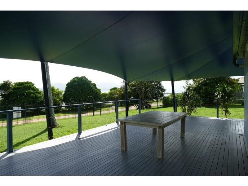 154-156 Victoria Street, Cardwell QLD 4849