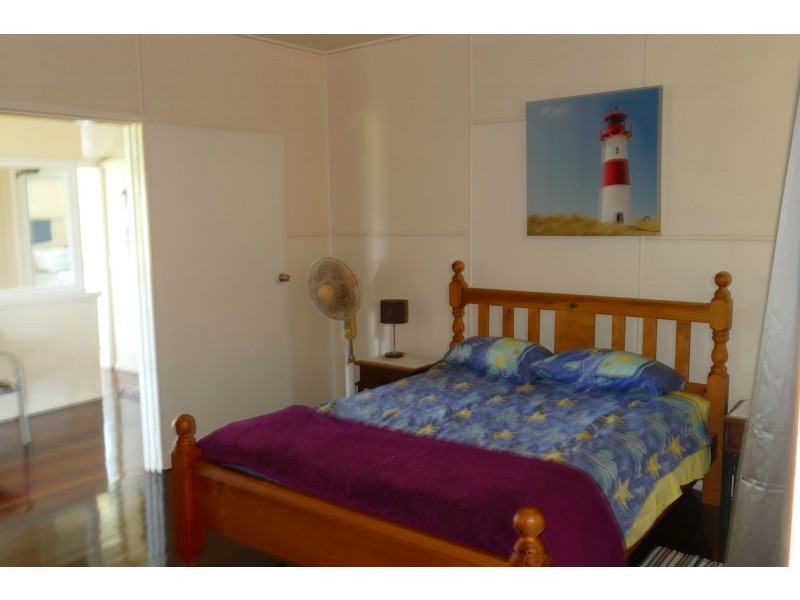 27 Marine Parade, Cardwell QLD 4849