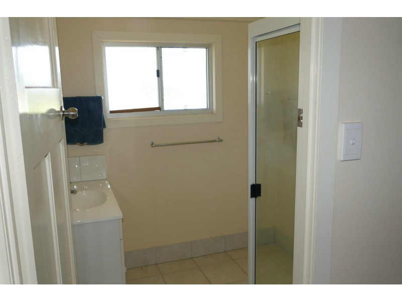 27 Marine Parade, Cardwell QLD 4849