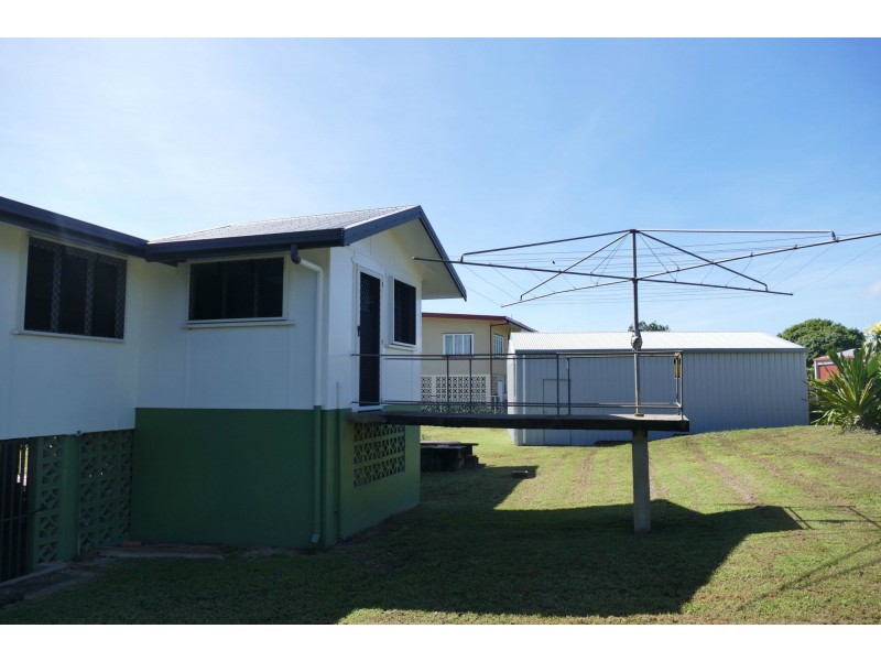 27 Marine Parade, Cardwell QLD 4849