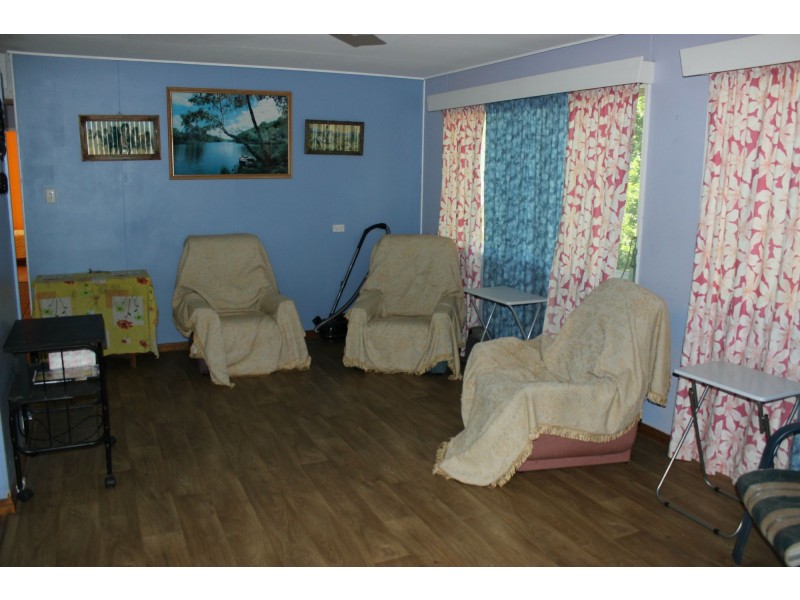 11 Toohey Street, Cardwell QLD 4849