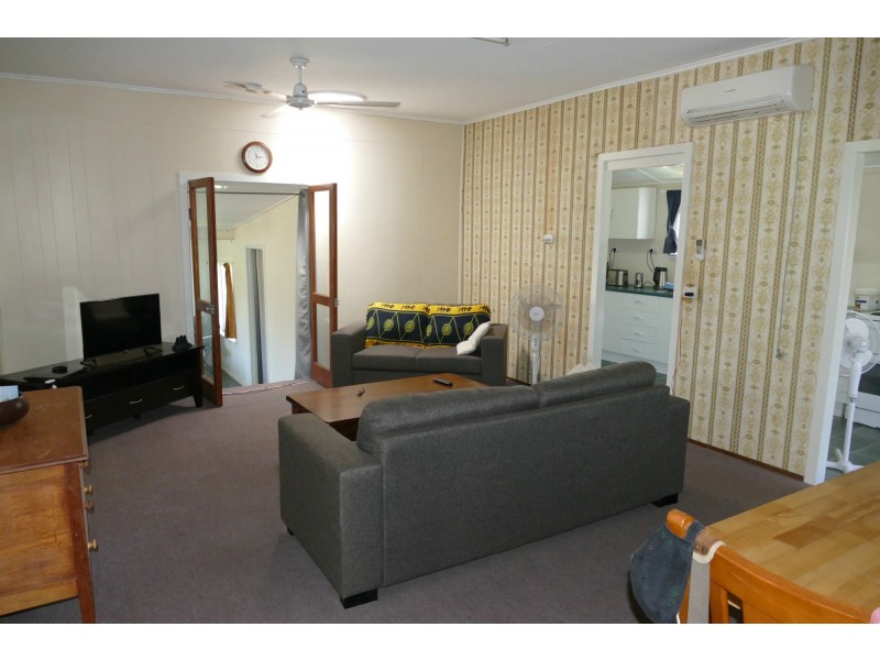 24 Jamieson Street, Cardwell QLD 4849