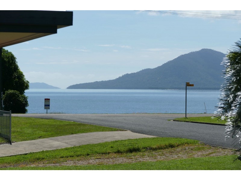 24 Jamieson Street, Cardwell QLD 4849