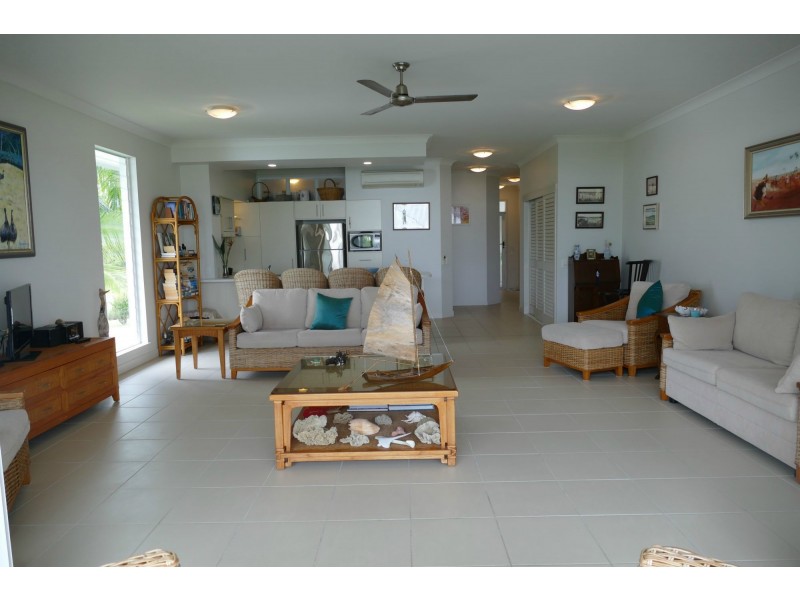 10/20-24 Poinciana Boulevard, Cardwell QLD 4849