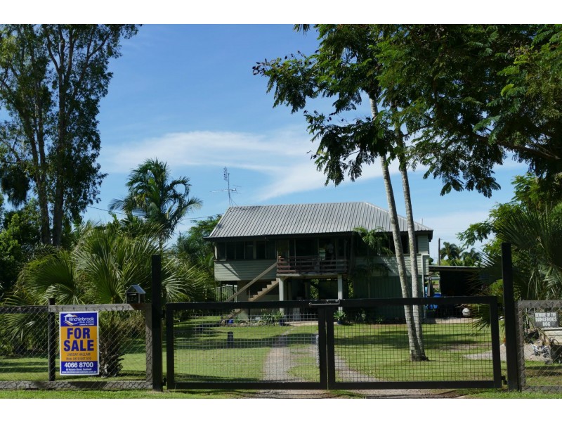 124 Roma Street, Cardwell QLD 4849