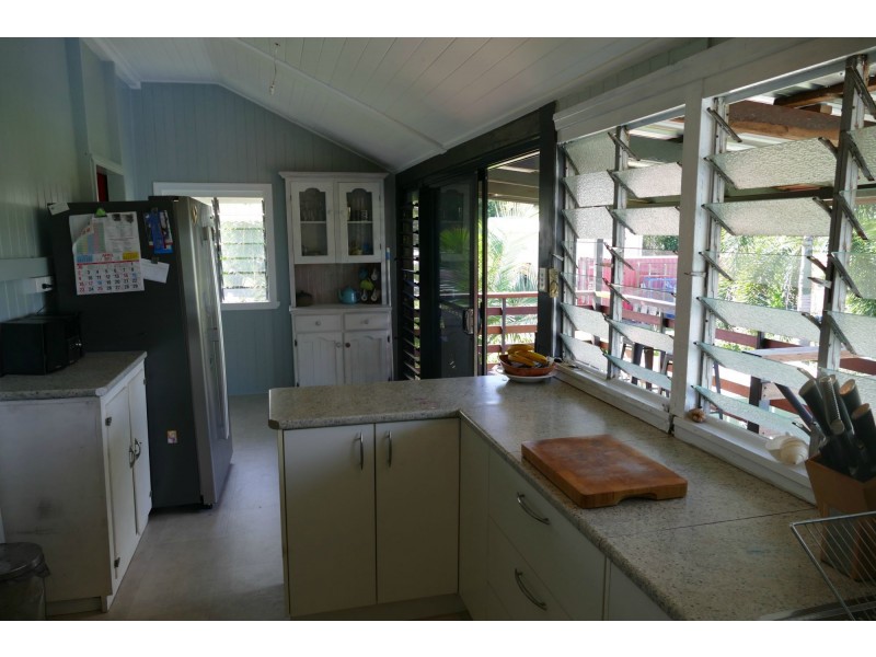 124 Roma Street, Cardwell QLD 4849
