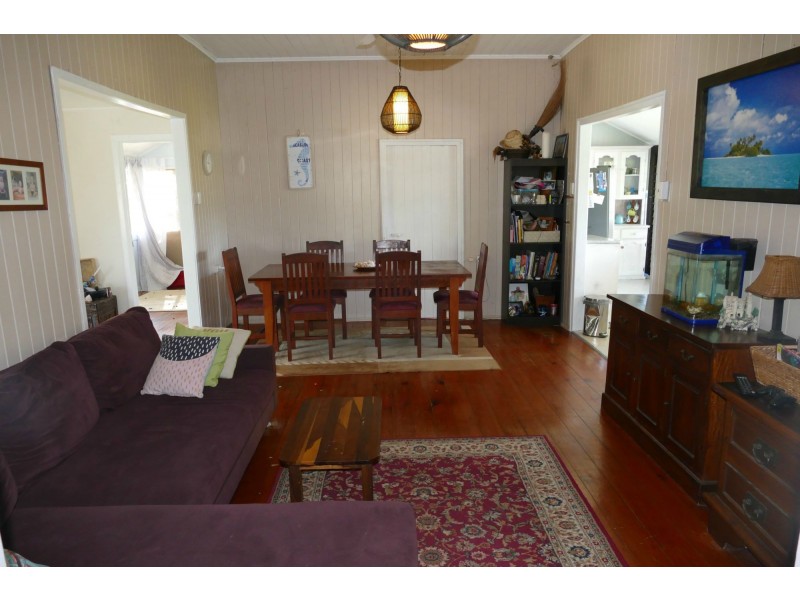 124 Roma Street, Cardwell QLD 4849